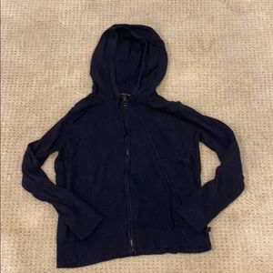 Soft navy sweatshirt